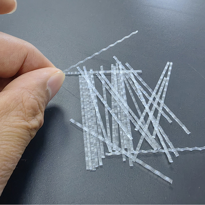PP สายใยแมคโร รูปแบบคลื่นแทน Mesh โลหะ welded และเส้นใยเหล็กในโครงสร้างคอนกรีตสําหรับสะพานและหลังคาอุโมงค์