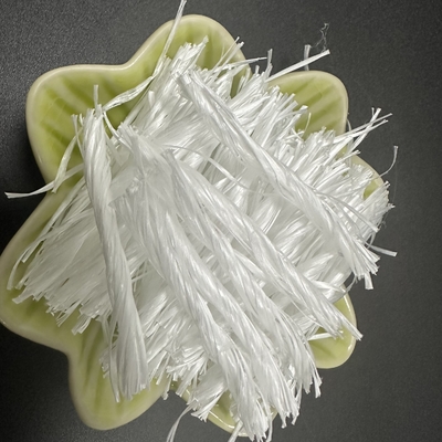 Buliding Polymer Material PP Fiber Twisted Bunchy Form 500T สำหรับการทนต่อการแตกร้าว