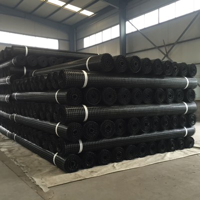39x39mm Polypropylene PP Biaxial Geogrid Glass สำหรับการเสริมแรงฐานถนน